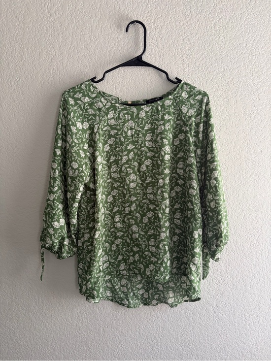 Papermoon Tops - Papermoon Green Floral Boatneck Blouse